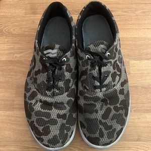 STRiKE MVMNT haze trainer camo